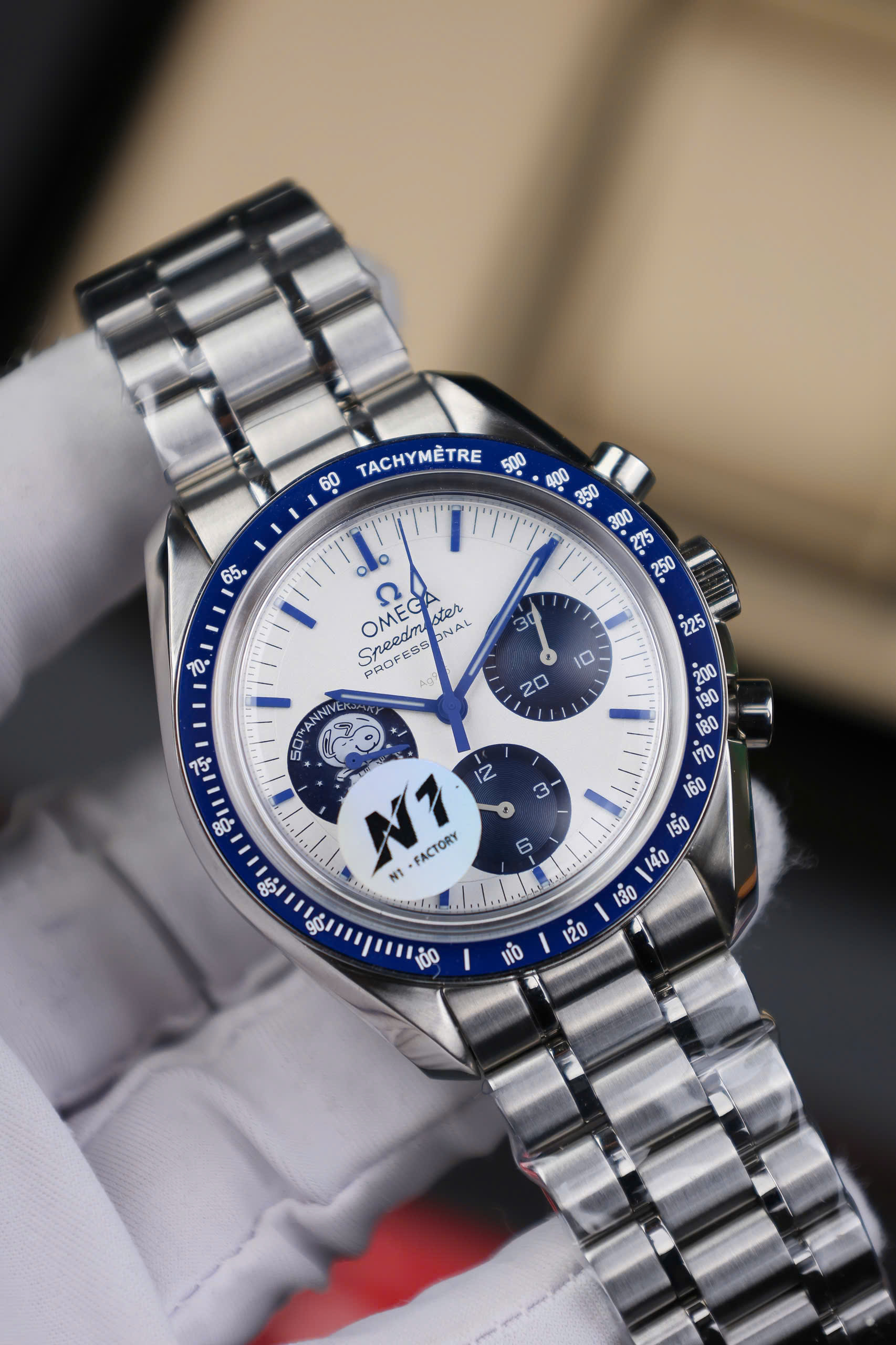 Đồng Hồ Omega Chế Tác Speedmaster Snoopy Avard Nhà Máy N1 42mm (2)