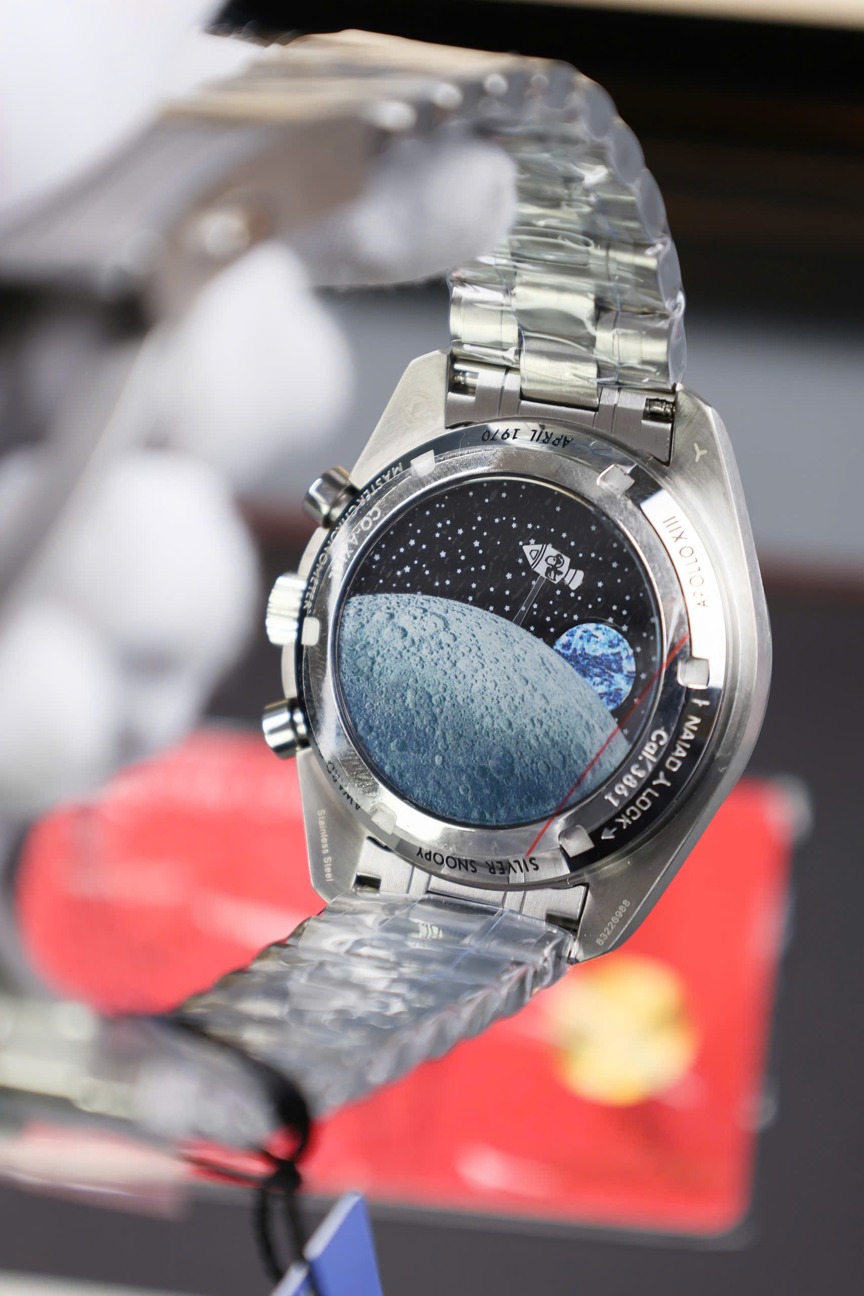 Đồng Hồ Omega Chế Tác Speedmaster Snoopy Avard Nhà Máy N1 42mm (6) Đồng Hồ Omega Chế Tác Speedmaster Snoopy Avard Nhà Máy N1 42mm (8)