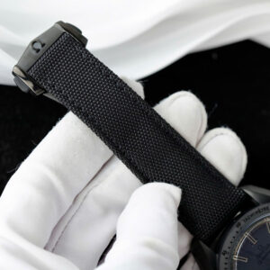 Đồng Hồ Omega Rep 1 1 SpeedMaster Dark Side Of The Moon Vỏ Gốm Cao Cấp Nhất 44mm (1)