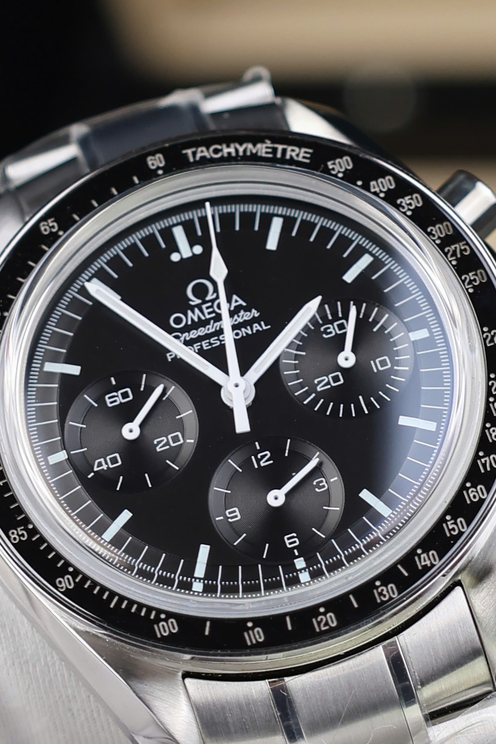 Đồng Hồ Omega Rep 1 1 SpeedMaster Moonwatch Đáy Kín Nhà Máy OM 42mm (1) Đồng Hồ Omega Rep 1 1 SpeedMaster Moonwatch Đáy Kín Nhà Máy OM 42mm (10)