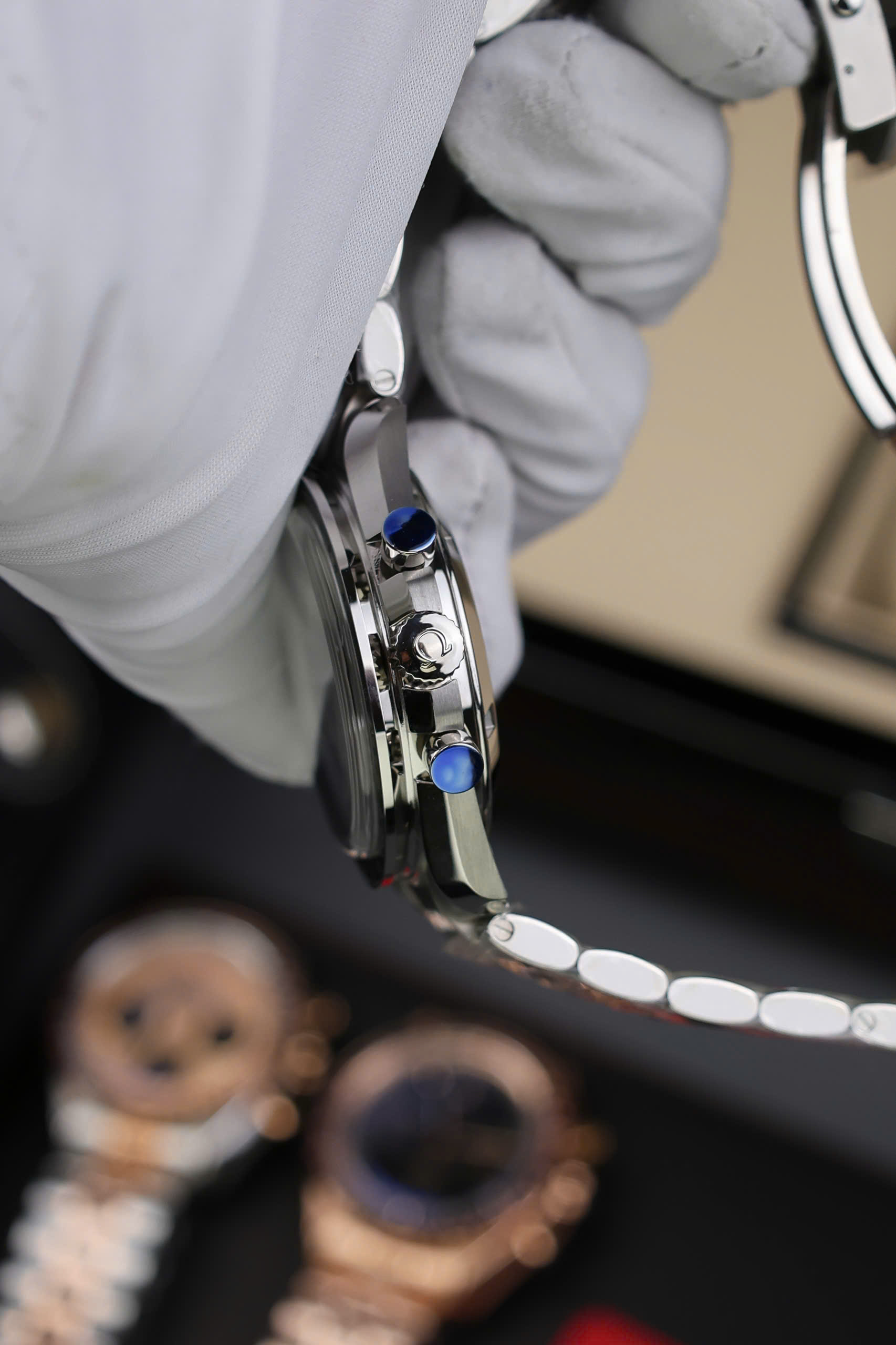 Đồng Hồ Omega Rep 1 1 SpeedMaster Moonwatch Đáy Kín Nhà Máy OM 42mm (4)