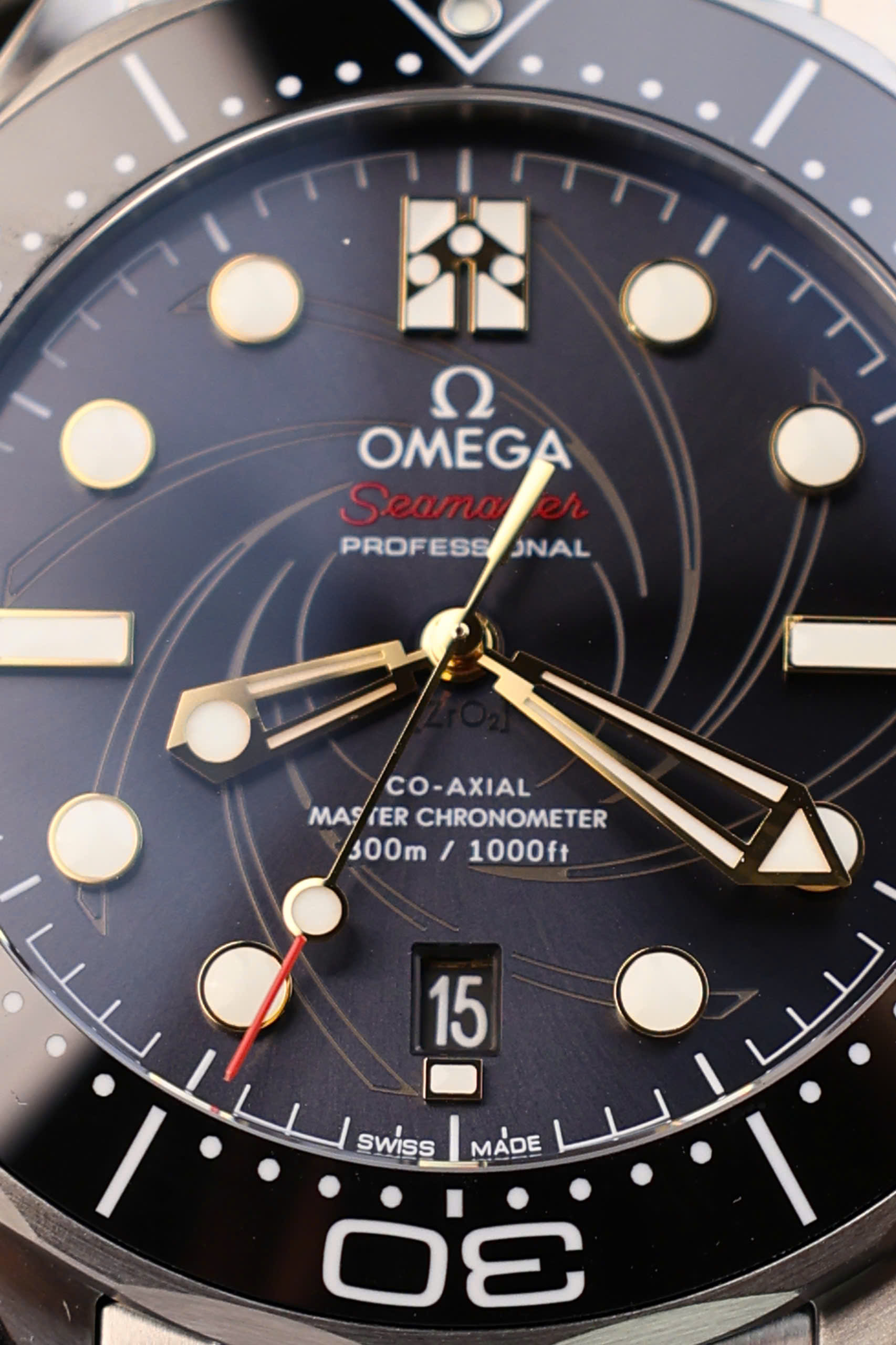 Đồng Hồ Omega Rep 11 Seamaster Professional 007 James Bond Xưởng VS 42mm (6)