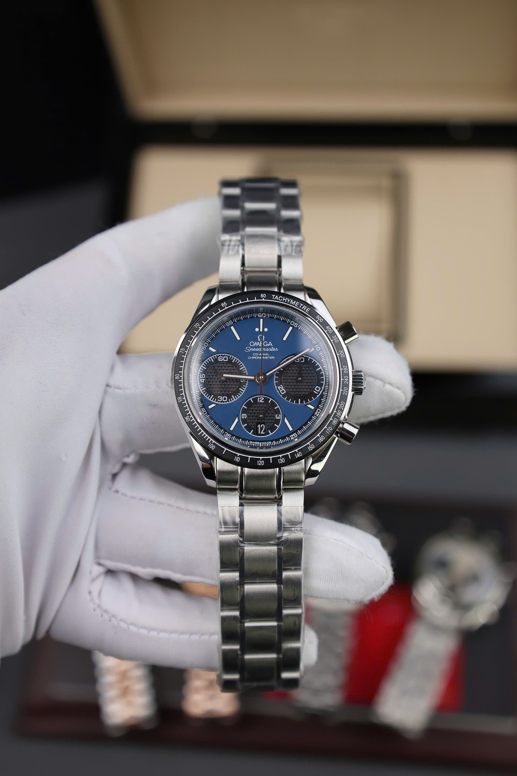 Đồng Hồ Omega Rep 11 Speedmaster Racing Co-Axial Chronometer Chronograph 40mm (9) Đồng Hồ Omega Rep 11 Speedmaster Racing Co-Axial Chronometer Chronograph 40mm (10)