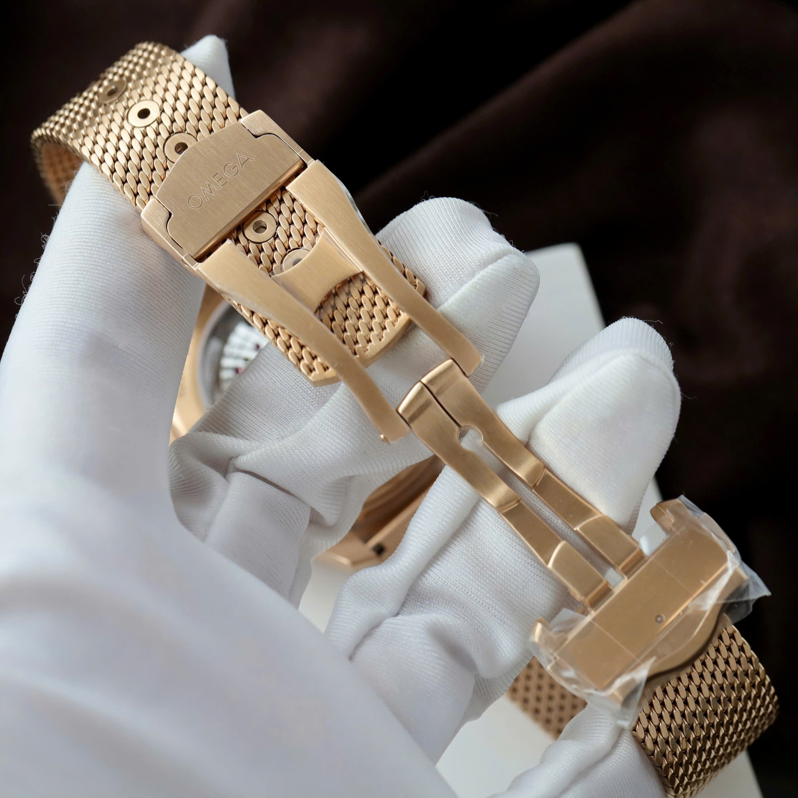 Đồng Hồ Omega Replica 1 1 Seamaster Diver 300M Bronze Gold Cao Cấp Nhất Xưởng VS (11) Đồng Hồ Omega Replica 1 1 Seamaster Diver 300M Bronze Gold Cao Cấp Nhất Xưởng VS (5)