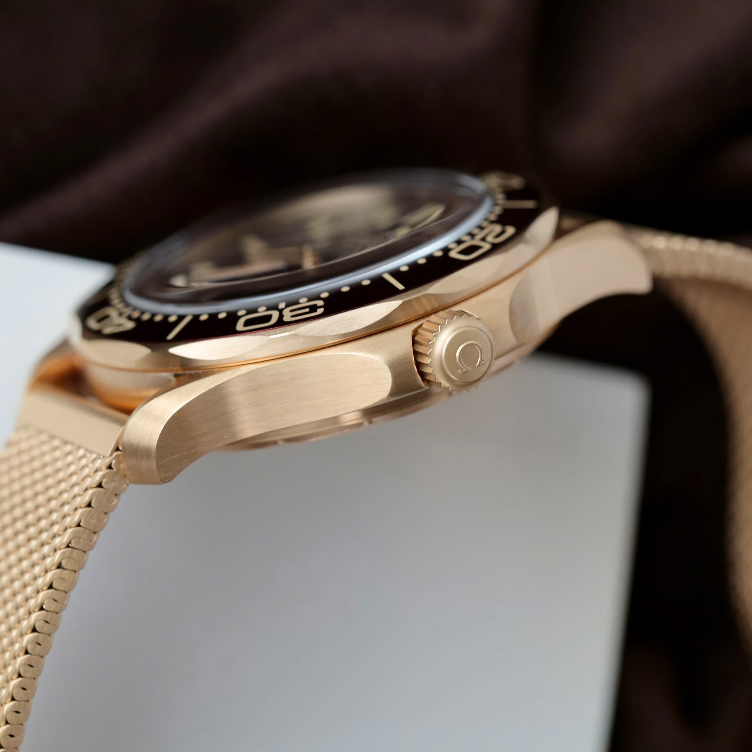 Đồng Hồ Omega Replica 1 1 Seamaster Diver 300M Bronze Gold Cao Cấp Nhất Xưởng VS (8)