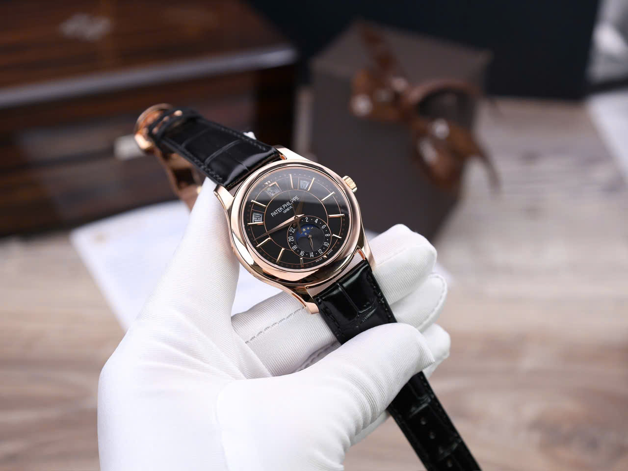 Đồng Hồ Patek Philippe Chế Tác Bọc Vàng Hồng 18K Complications 5205R Mặt Đen Xưởng KM 40mm (3)