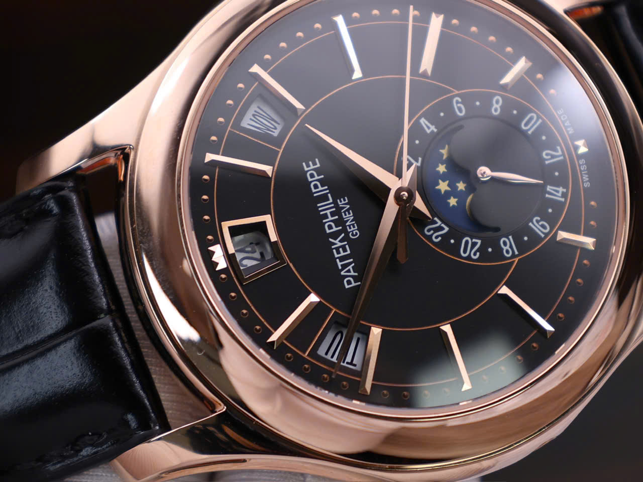 Đồng Hồ Patek Philippe Chế Tác Bọc Vàng Hồng 18K Complications 5205R Mặt Đen Xưởng KM 40mm (5)