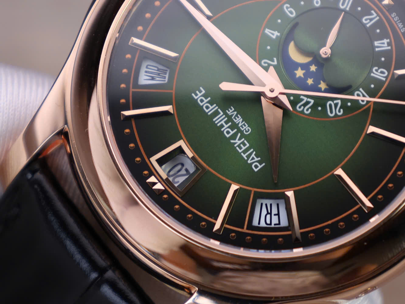 Đồng Hồ Patek Philippe Chế Tác Bọc Vàng Hồng 18K Complications 5205R Mặt Xanh Xưởng KM 40mm (5)