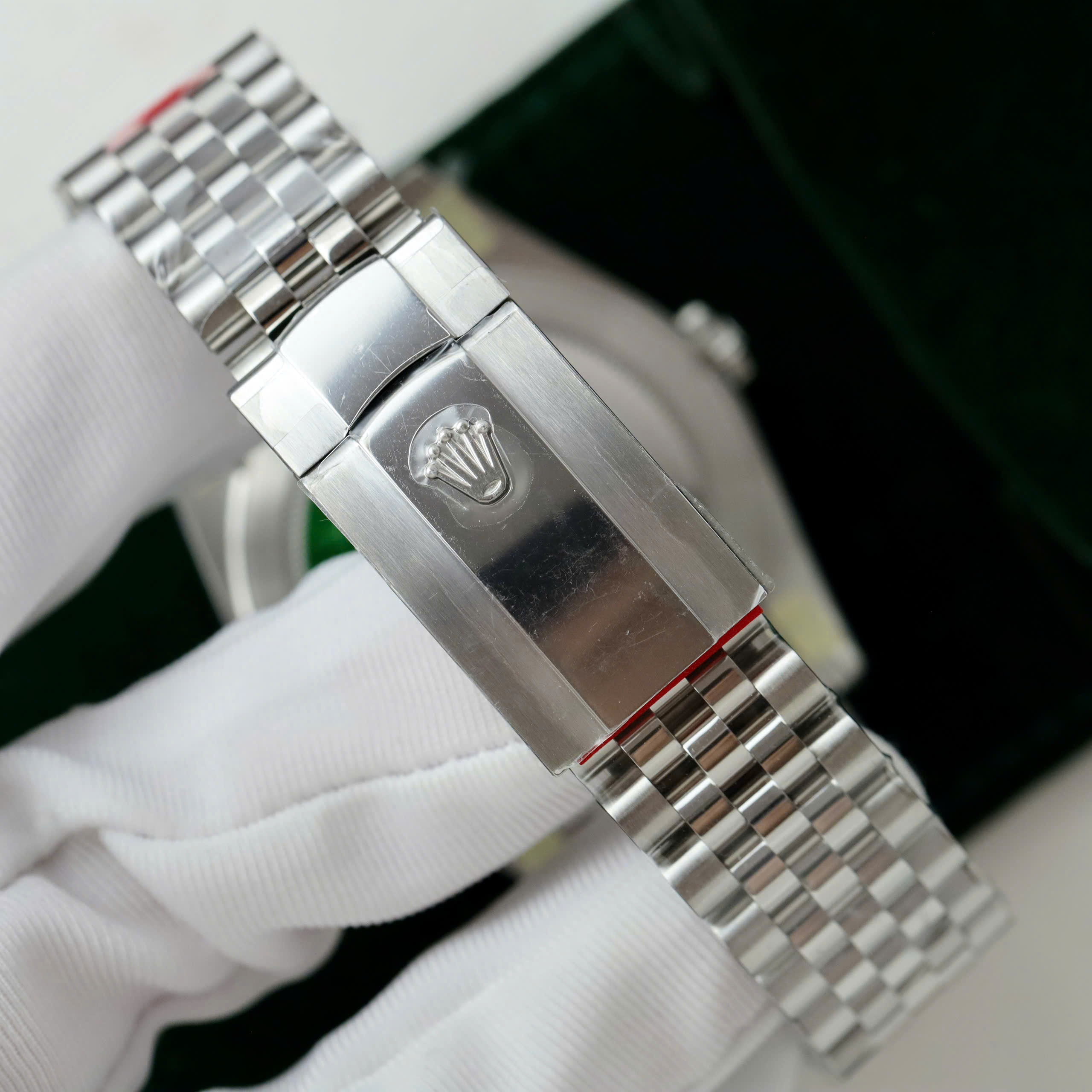 Đồng Hồ Rolex 1 1 DateJust 125300 Mặt Xanh Lá Cây Viền Trơn Nhà Máy VS Chế Tác 41mm (8)