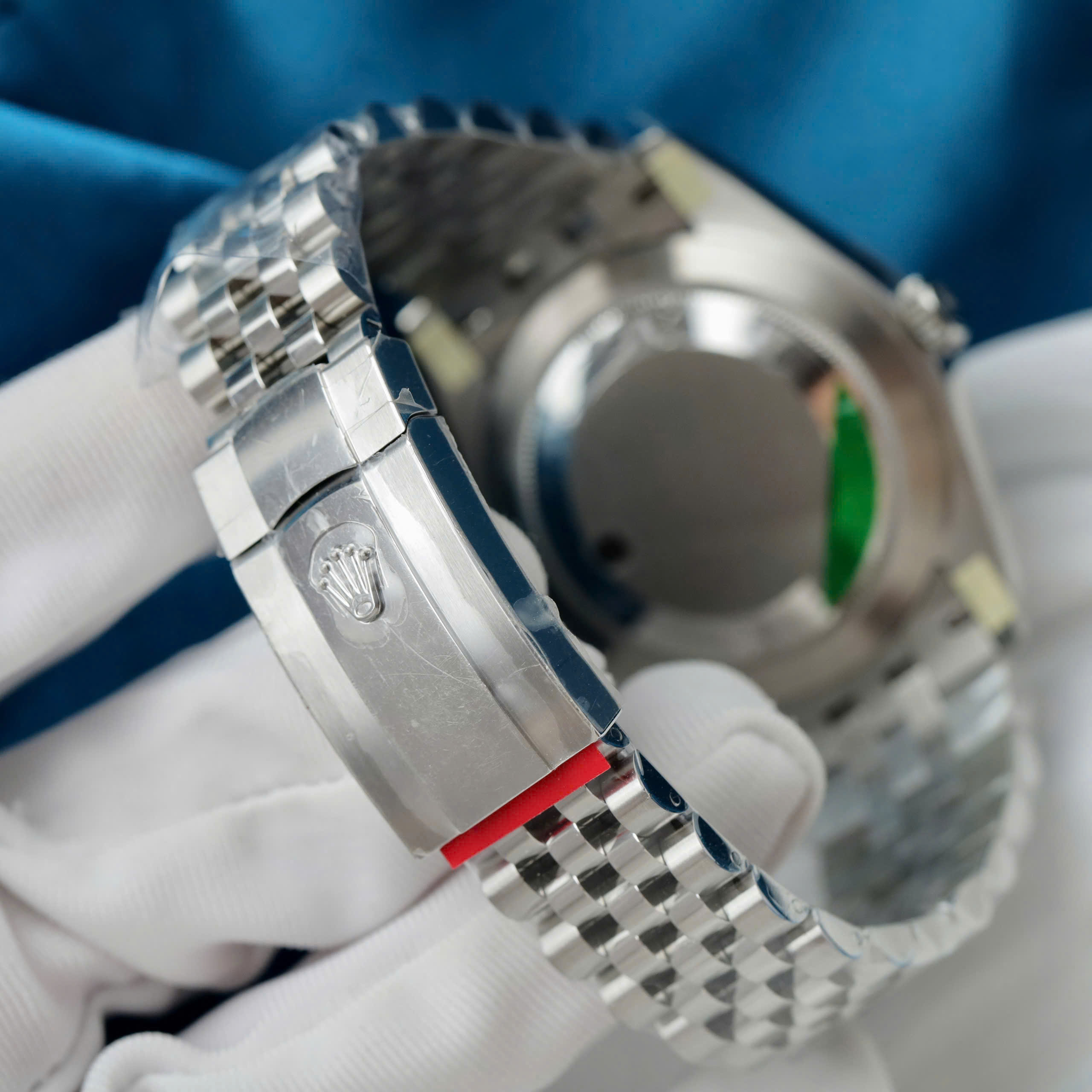 Đồng Hồ Rolex 1 1 DateJust 126300 Mặt Xanh Dương Viền Trơn Nhà Máy VS Chế Tác 41mm (4) Đồng Hồ Rolex 1 1 DateJust 126300 Mặt Xanh Dương Viền Trơn Nhà Máy VS Chế Tác 41mm (1)