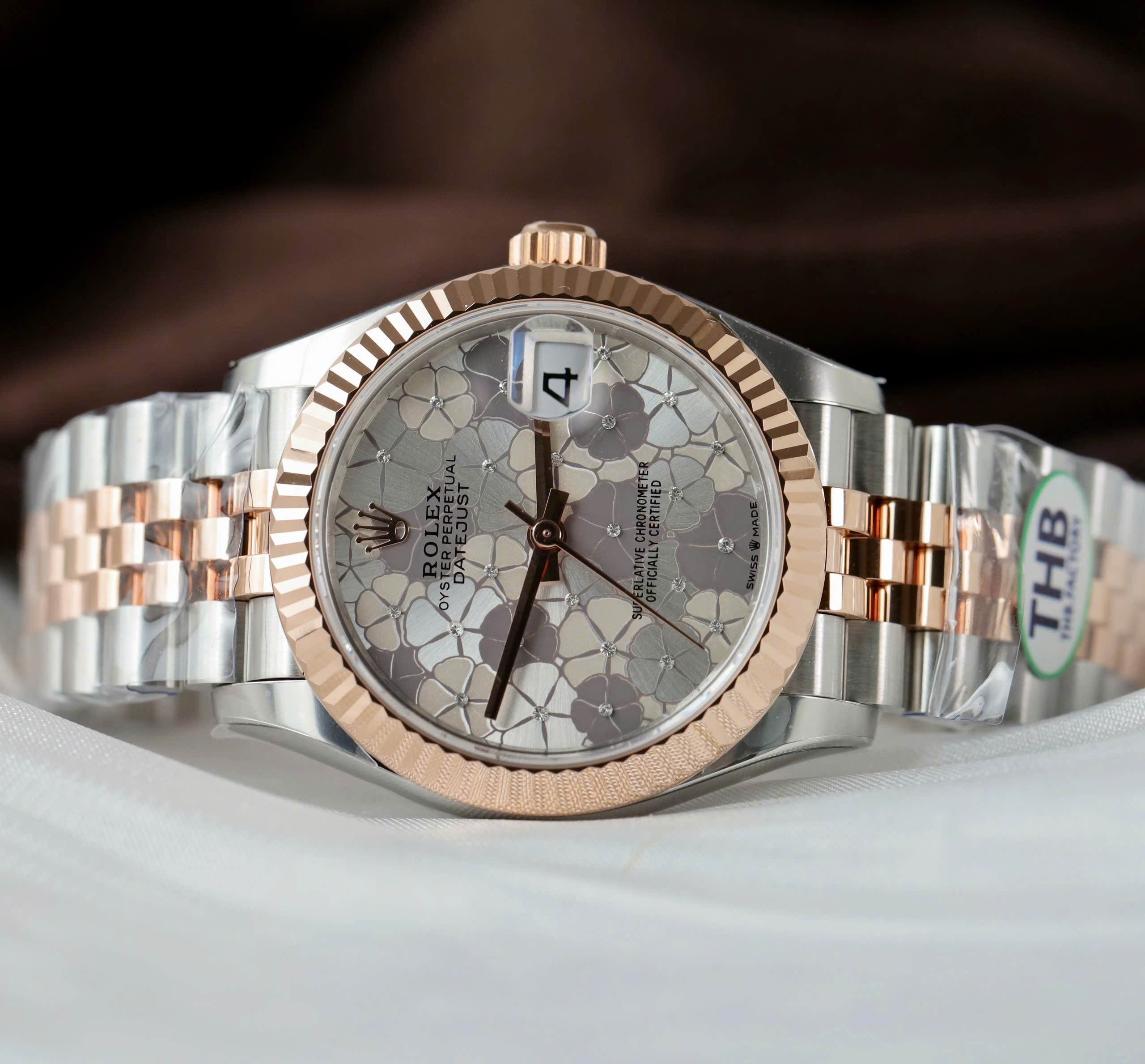 Đồng Hồ Rolex 1 1 Datejust M278271-0031 Mặt Số Hoa Bạc Nhà Máy THB Chế Tác 31mm (4) Đồng Hồ Rolex 1 1 Datejust M278271-0031 Mặt Số Hoa Bạc Nhà Máy THB Chế Tác 31mm (8)