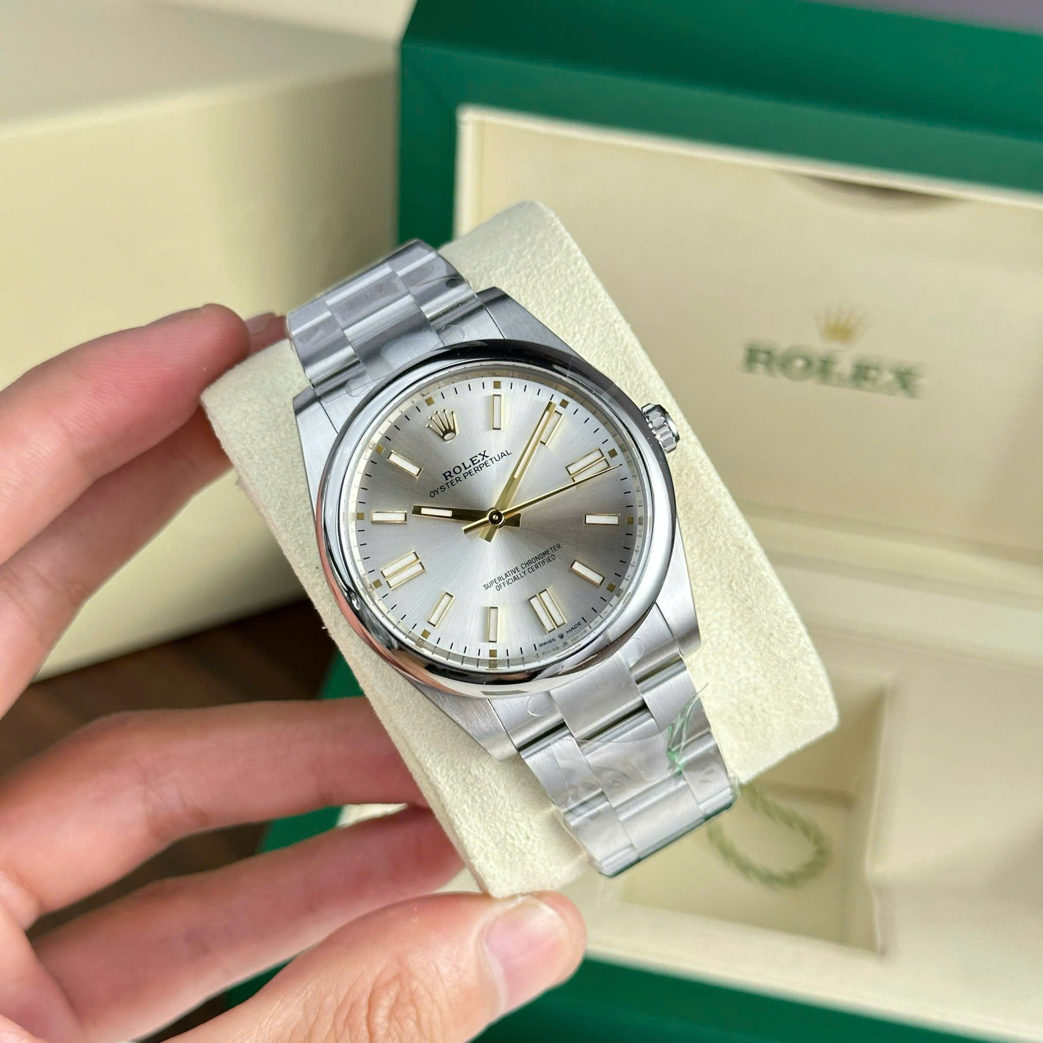 Đồng Hồ Rolex Chế Tác Oyster Perpetual 124300 Mặt Số Bạc Nhà Máy Clean 41mm (8)
