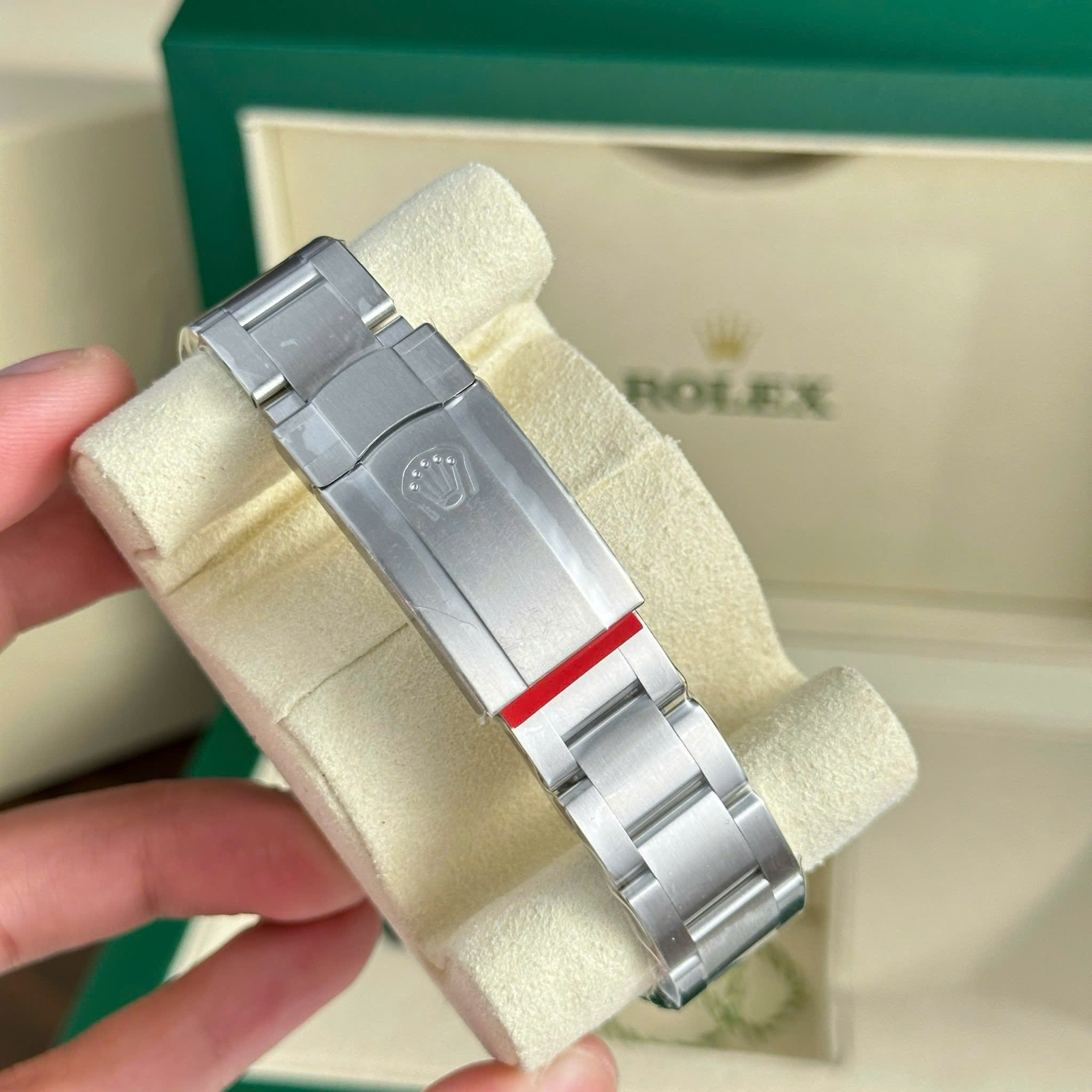 Đồng Hồ Rolex Chế Tác Oyster Perpetual 124300 Mặt Số Xanh Băng Nhà Máy Clean 41mm (5) Đồng Hồ Rolex Chế Tác Oyster Perpetual 124300 Mặt Số Xanh Băng Nhà Máy Clean 41mm