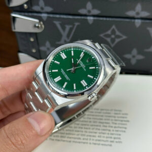 Đồng Hồ Rolex Chế Tác Oyster Perpetual 124300 Mặt Số Xanh Lá Nhà Máy Clean 41mm (5)