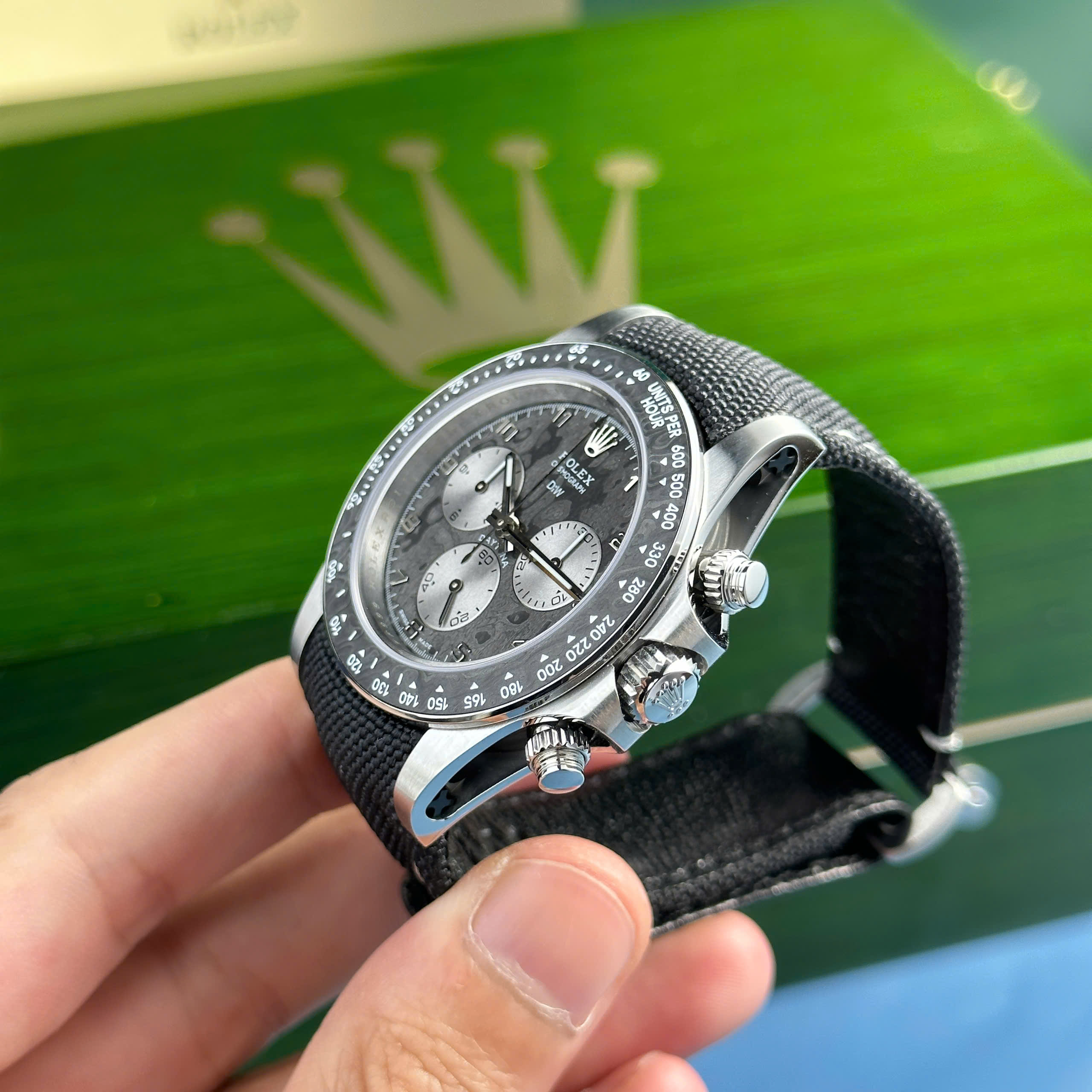 Đồng Hồ Rolex Rep 11 Daytona Exceptional-1 DiW Chế Tác Carbon Siêu Nhẹ 40mm (11) Đồng Hồ Rolex Rep 11 Daytona Exceptional-1 DiW Chế Tác Carbon Siêu Nhẹ 40mm (8)