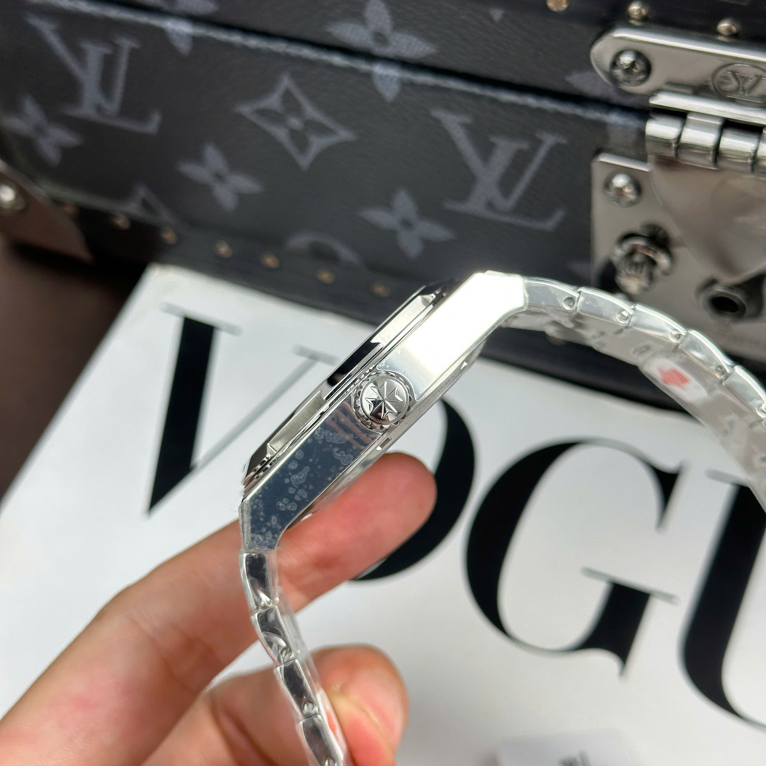 Đồng Hồ Vacheron Constantin Overseas 6000V Replica 11 Nhà Máy BBR 42,5mm (1)