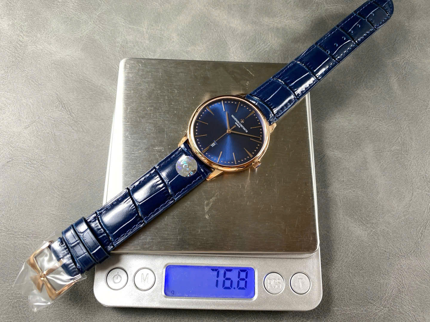 Đồng Hồ Vacheron Constantin Patrimony 85180 Rose Gold Màu Xanh Dương Rep 11 Nhà Máy VS+ 40mm (6) Đồng Hồ Vacheron Constantin Patrimony 85180 Rose Gold Màu Xanh Dương Rep 11 Nhà Máy VS+ 40mm (1)