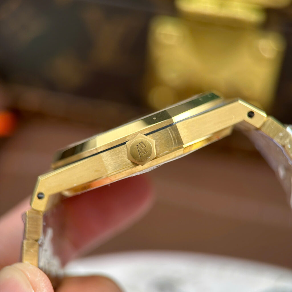 Đồng Hồ Audemars Piguet Royal Oak Openworked 15407 Mạ Vàng Chế Tác Skeleton 41mm (1)