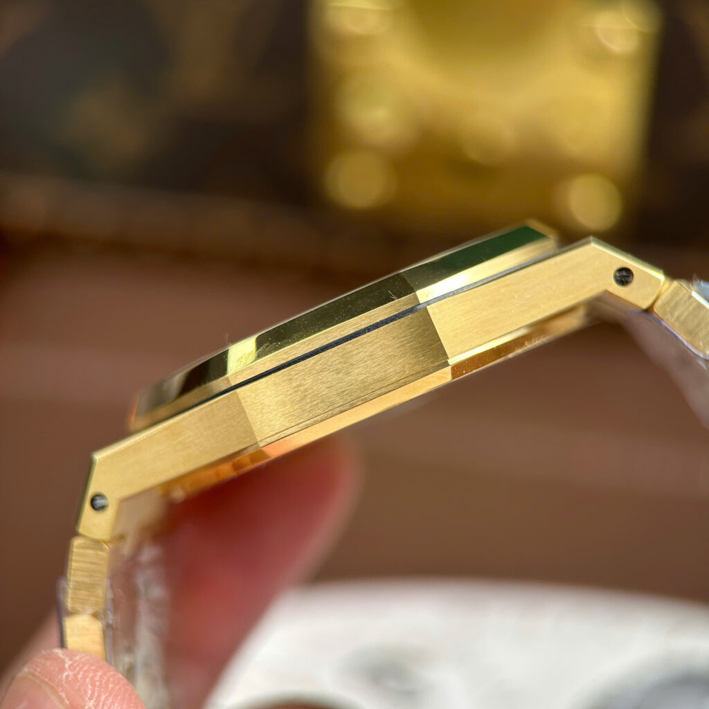 Đồng Hồ Audemars Piguet Royal Oak Openworked 15407 Mạ Vàng Chế Tác Skeleton 41mm (1)