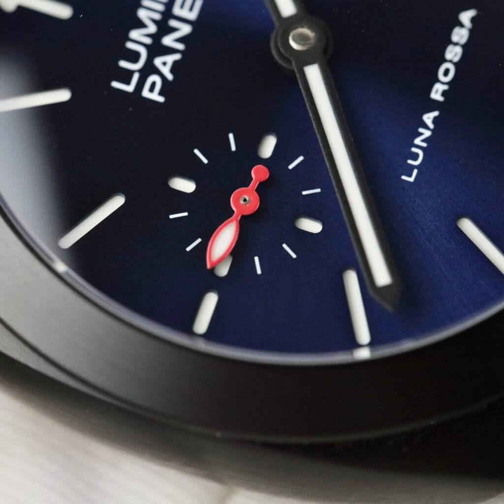 Đồng Hồ Panerai Luminor Quaranta PAM1408 Chế Tác 1:1 Mặt Xanh Dây Vải Nhà Máy VS 44mm