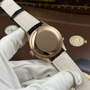 Đồng Hồ Rolex Cellini Dual Time 50525 Màu Vàng Hồng Replica 11 Mặt Đen Nhà Máy KZ 39mm (1)