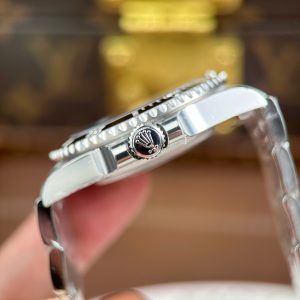 Đồng Hồ Rolex Submariner No Date 124060 Chế Tác Mặt Số Đen Nhà Máy VS 41mm (1)