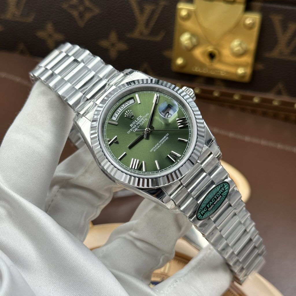Best Rolex Replica Watches in 2026 (Super Clone Review) (1)