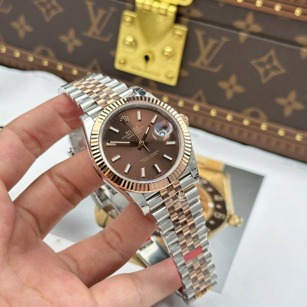 Best Rolex Replica Watches in 2026 (Super Clone Review) (1)